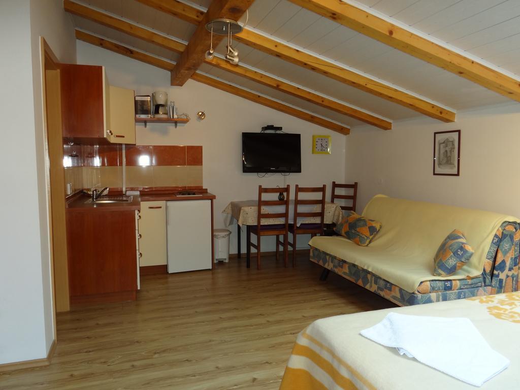 Apartments Sanja Baška Habitación foto